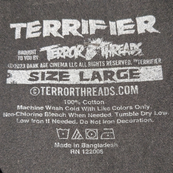 Hot Topic Black Terrifier Graphic Tee - Picture 4 of 4